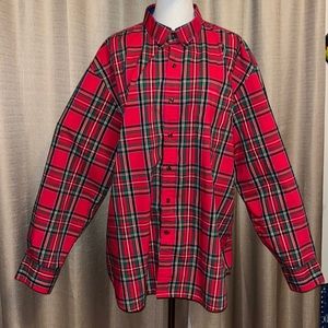 Izod Mens XXL Button Down Long Sleeve Collared Shirt Red Green Black Plaid
